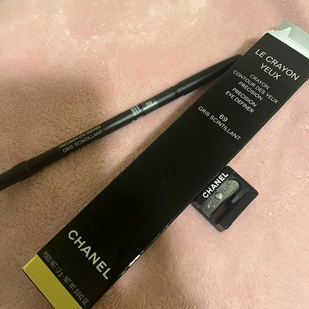 CHANEL Le Crayon Yeux in Gris Scintillant‎